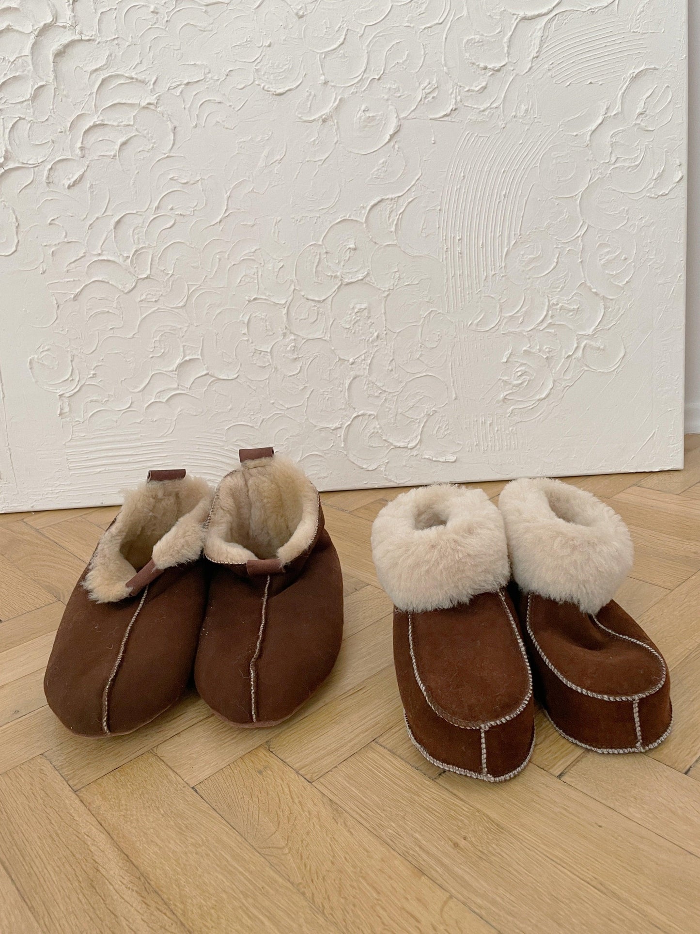 Buty ze skóry owczej – brązowe